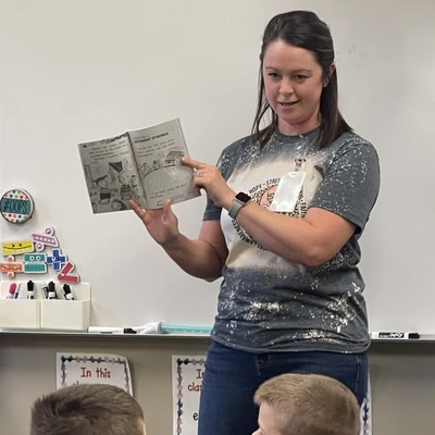 Local businesses, Junior Leader Reader and FOBBL brought local volunteers into HES to read books to classes and send home a book with each student.