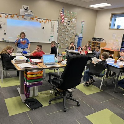 Local businesses, Junior Leader Reader and FOBBL brought local volunteers into HES to read books to classes and send home a book with each student.
